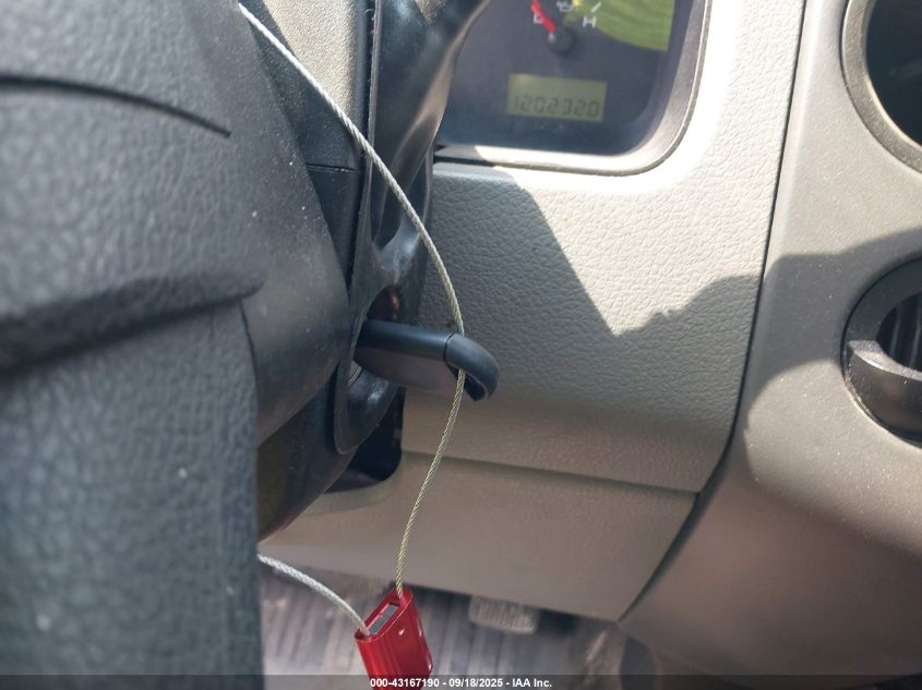 2005 Ford F-150 Stx/Xl/Xlt VIN: 1FTRF12W15NA32365 Lot: 43167190