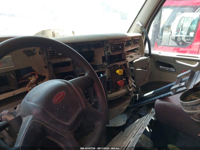 1XPCD70X9KD626230 2019   photo no. 6