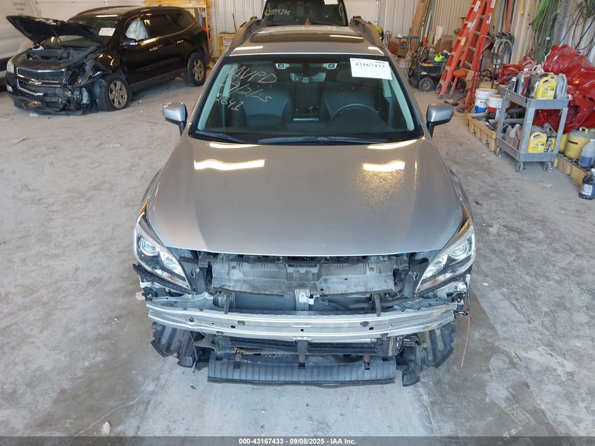 4S4BSANC0H3322641 2017 Subaru Outback 2.5 2.5i Limited Silver