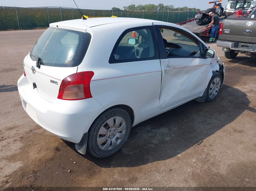 JTDJT923685179358 2008 TOYOTA YARIS photo no. 4