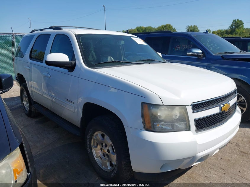 1GNSKBE02BR319297 2011 Chevrolet Tahoe Lt auction photo 1