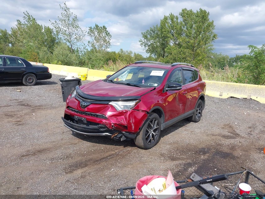 2018 TOYOTA RAV4 SE - JTMJFREV0JD233561