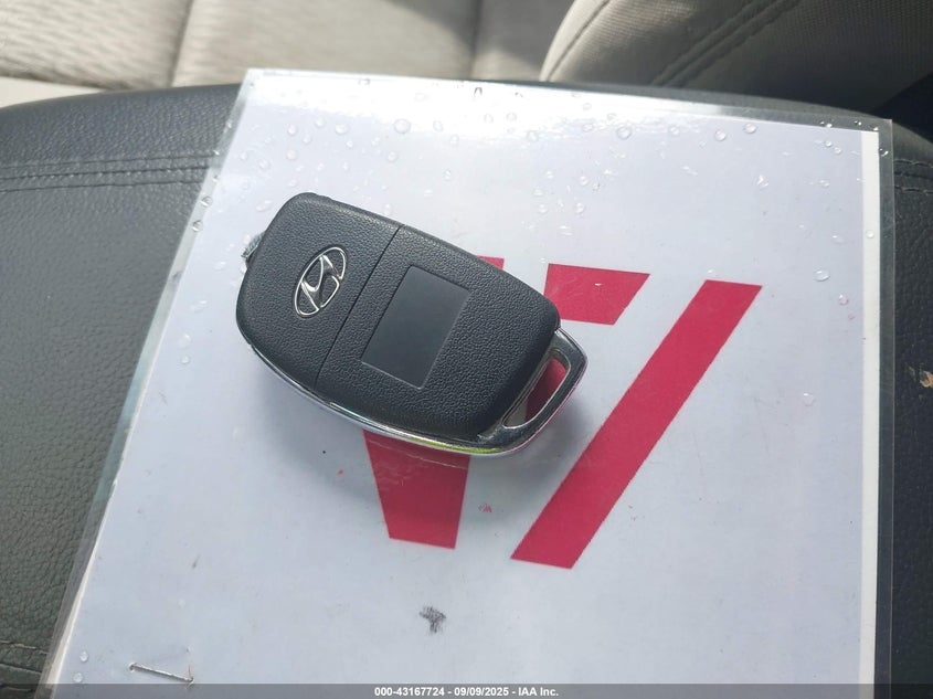 2016 Hyundai Santa Fe Sport 2.4L VIN: 5XYZTDLB7GG330306 Lot: 43167724