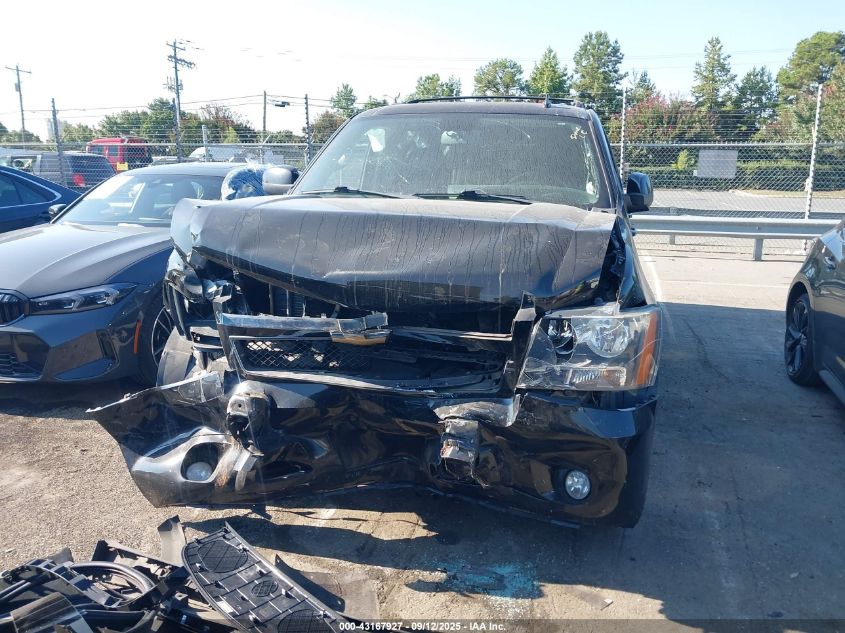 2013 Chevrolet Suburban 1500 Lt VIN: 1GNSCJE02DR338877 Lot: 43167927