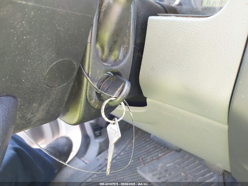 2005 Ford F-150 Stx/Xl/Xlt VIN: 1FTRF14W15NB23648 Lot: 43167976