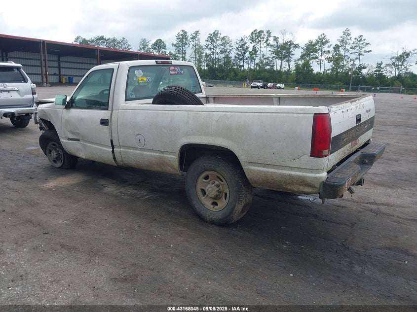 1999 Chevrolet C3500 white truck gasoline 1GCGC34RXXF001194 photo #4