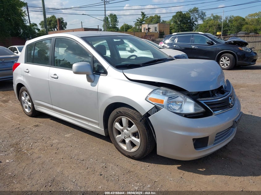 NISSAN VERSA 1.8SL