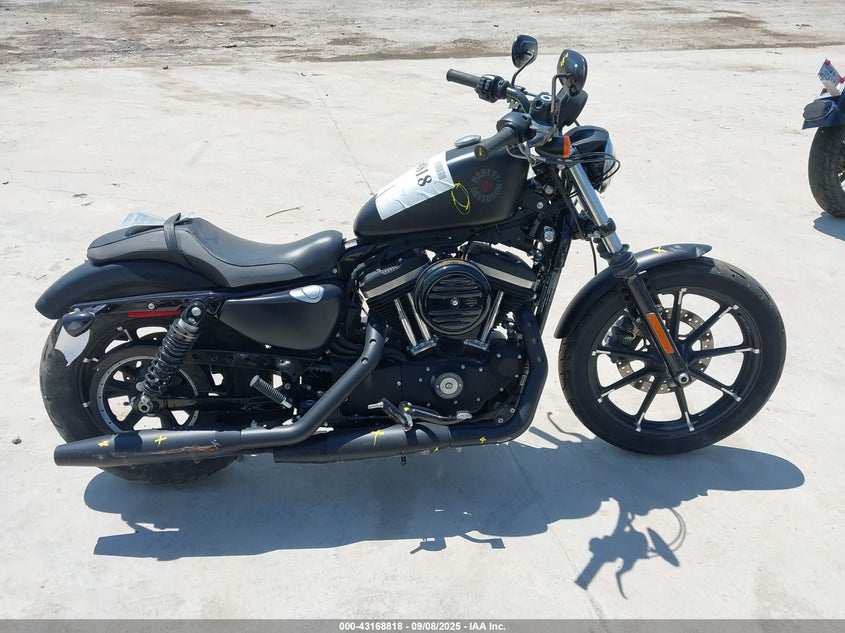 2022 Harley-Davidson Xl883 N VIN: 1HD4LE210NB415342 Lot: 43168818