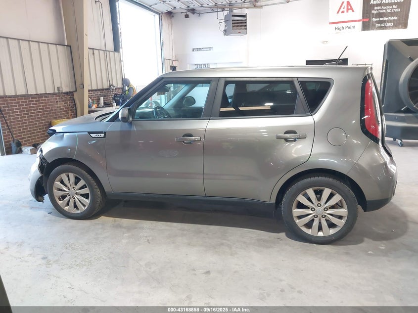 2019 KIA SOUL + - KNDJP3A56K7638811
