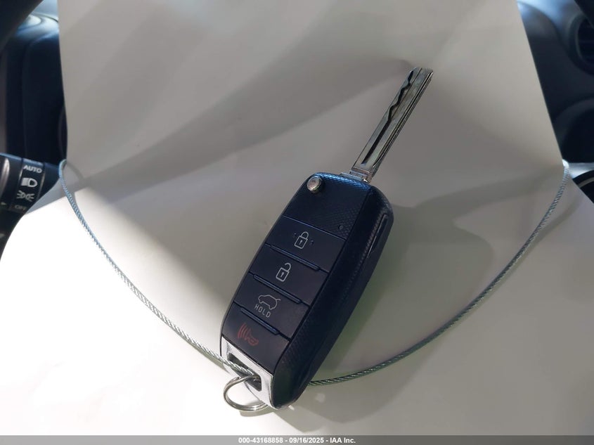 2019 KIA SOUL + - KNDJP3A56K7638811