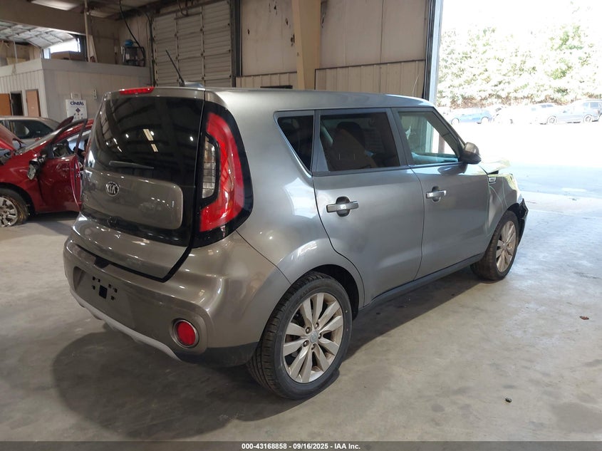 2019 KIA SOUL + - KNDJP3A56K7638811
