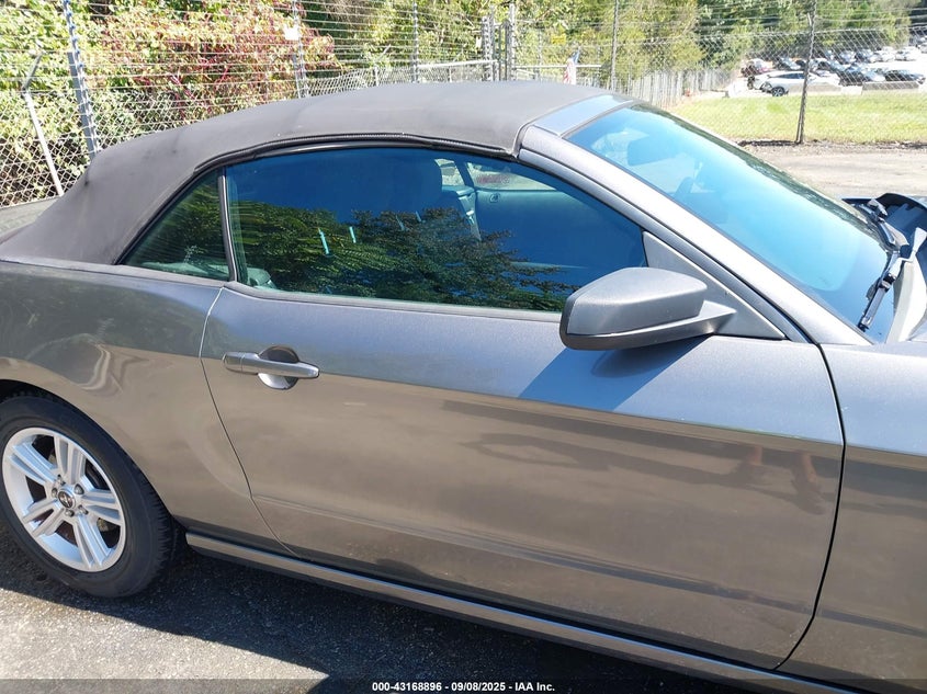 2014 Ford Mustang V6 VIN: 1ZVBP8EM8E5292793 Lot: 43168896