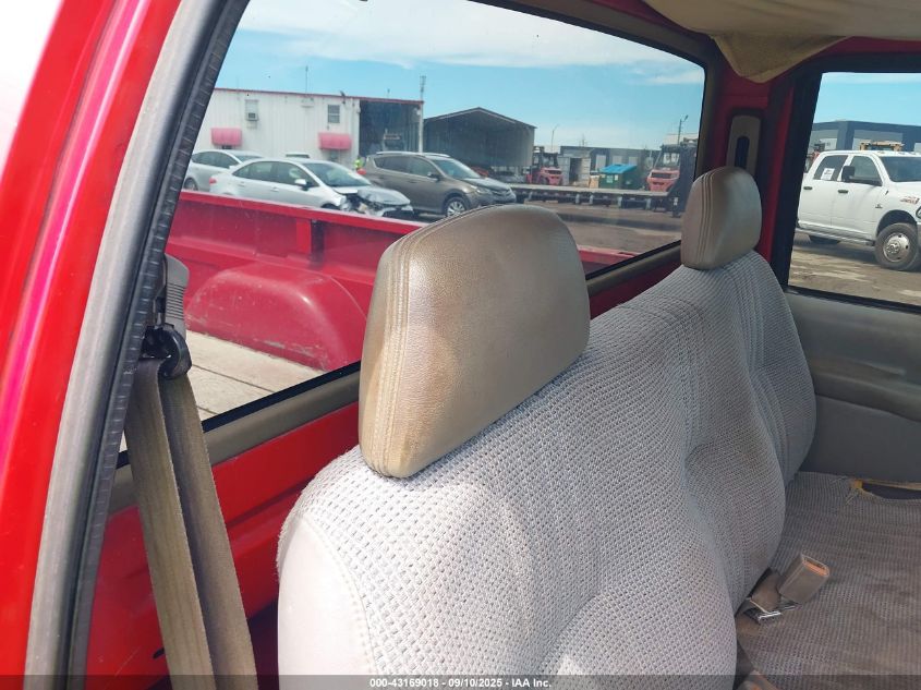 1998 GMC Sierra 1500 Special VIN: 1GTEC14W6WZ530155 Lot: 43169018