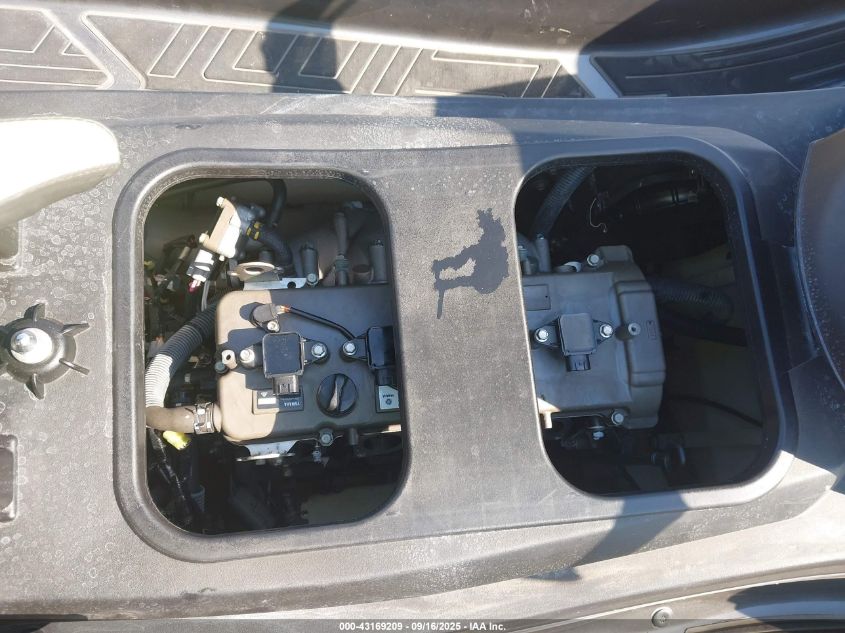 2021 Yamaha Wave Runner VIN: YAMA0771K021 Lot: 43169209