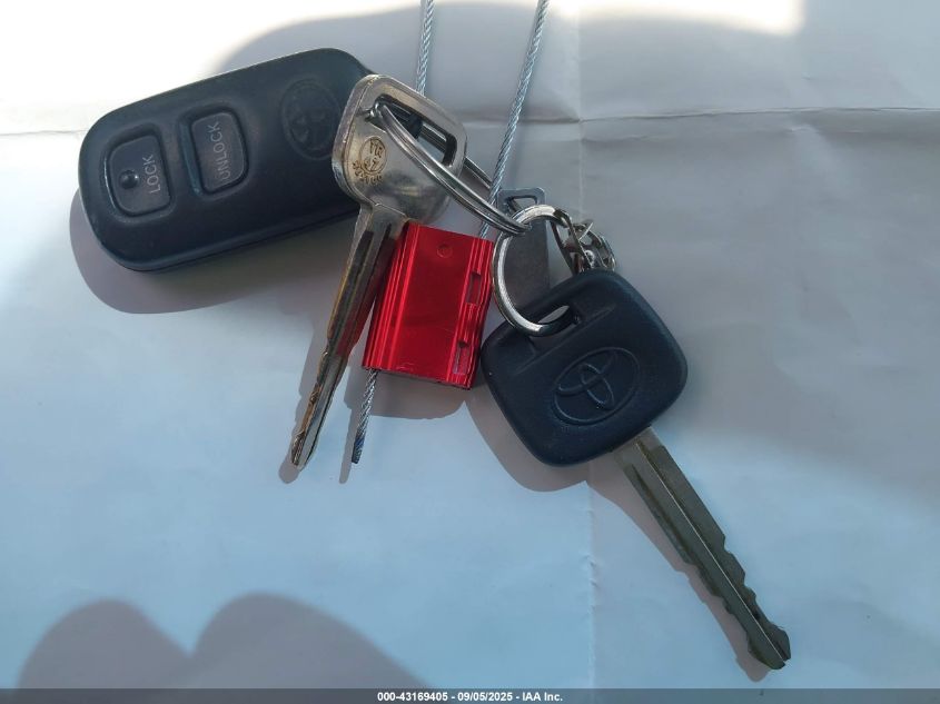 2005 Toyota Highlander V6 VIN: JTEEP21AX50091561 Lot: 43169405