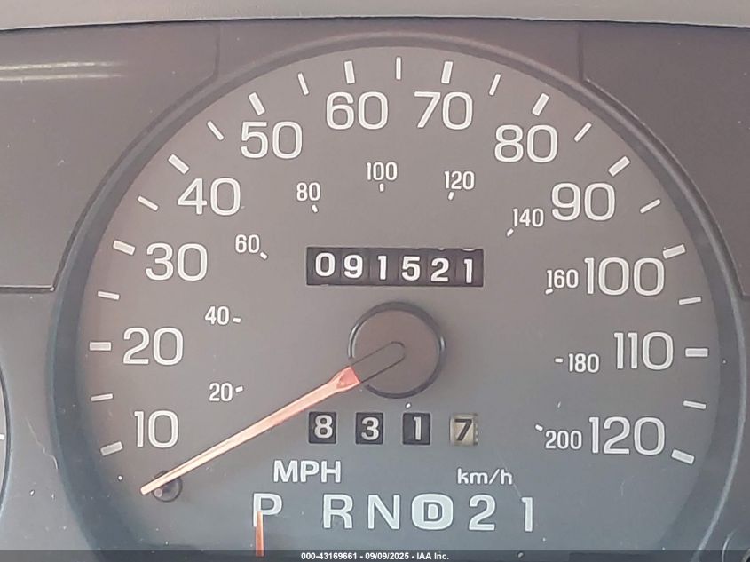 2001 Mercury Grand Marquis Gs VIN: 2MEFM74W91X636889 Lot: 43169661