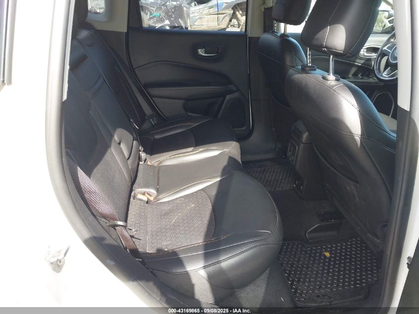 2019 Jeep Compass Latitude 4X4 VIN: 3C4NJDBB8KT813911 Lot: 43169865