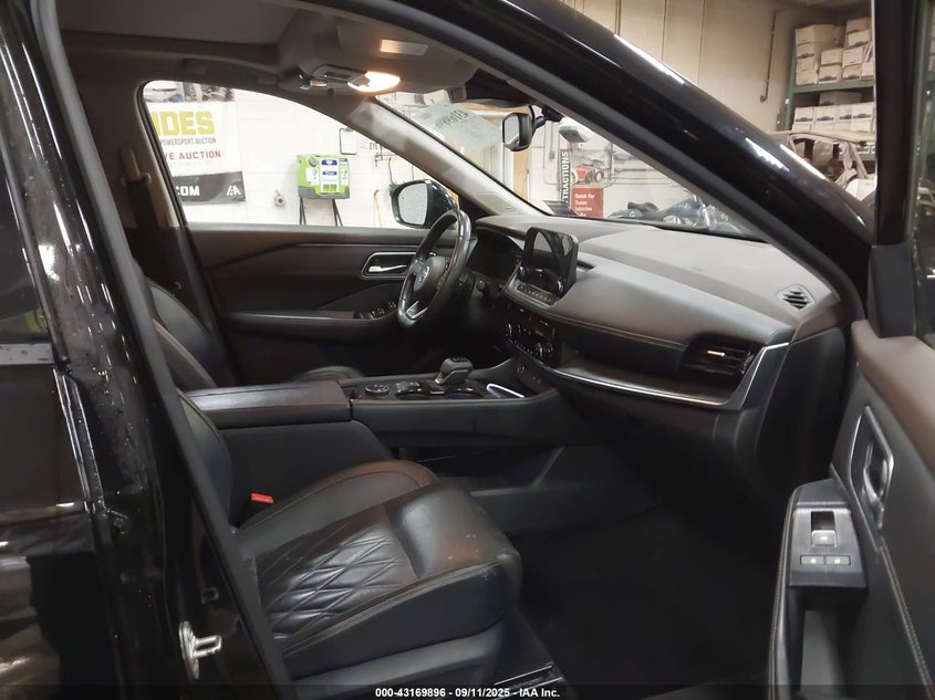 2021 NISSAN ROGUE PLATINUM INTELLIGENT AWD - JN8AT3DD7MW303858