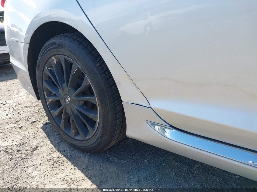 2015 HYUNDAI SONATA LIMITED - 5NPE34AF2FH024044