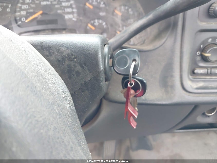 2003 Chevrolet Silverado 1500 Work Truck VIN: 1GCEC14X13Z131772 Lot: 43170232