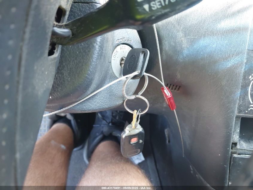 2003 Toyota Corolla S VIN: 1NXBR32E93Z035637 Lot: 43170491