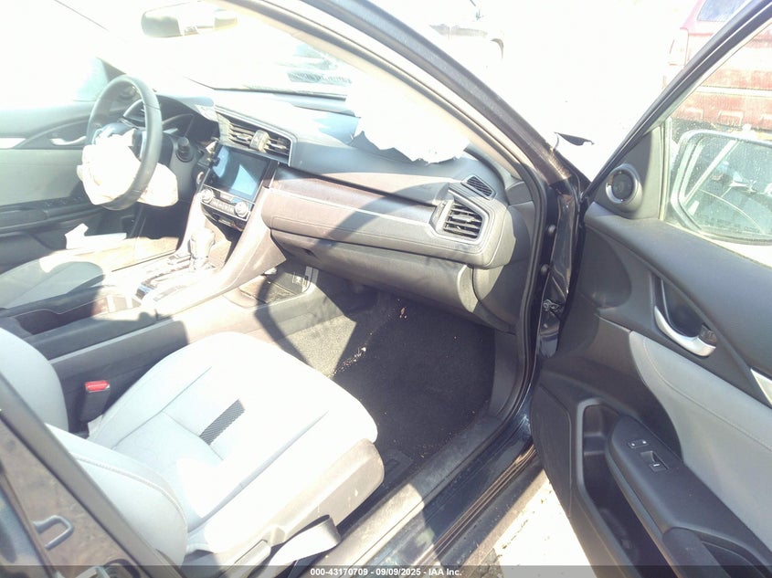 2017 HONDA CIVIC EX 2HGFC2F71HH563763