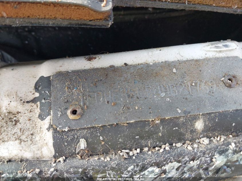 2004 Ford E-350 Cutaway Standard VIN: 1FDWE35L54HB21769 Lot: 43170714