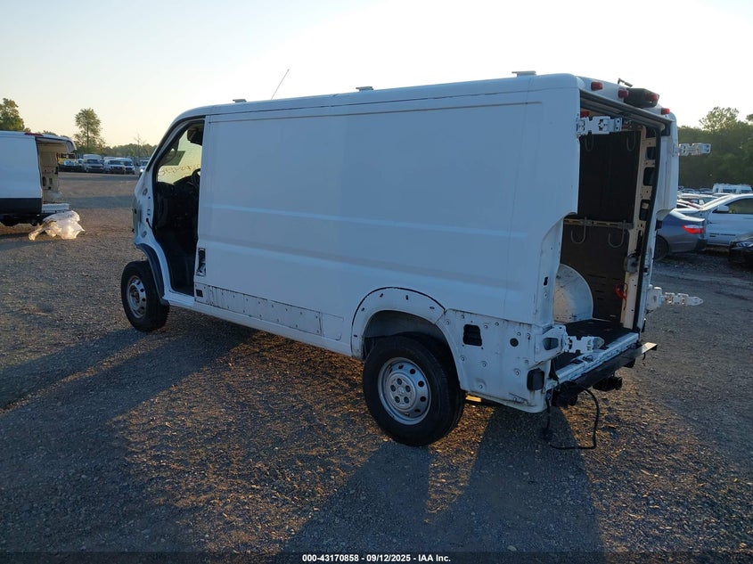 Vin: 3c6trvag9je152726, lot: 43665263, ram promaster 1500 low roof 136 wb 20183