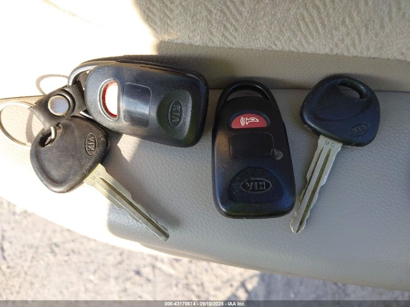 2007 Kia Optima Lx V6 VIN: KNAGE124175103895 Lot: 43170874