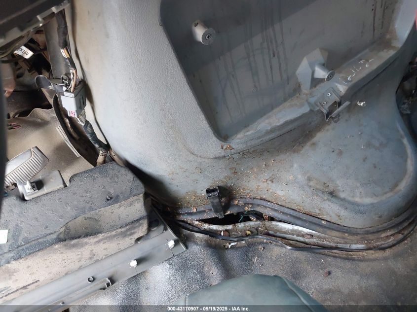 2009 Ford E-350 Cutaway VIN: 1FDWE35L29DA38864 Lot: 43170907