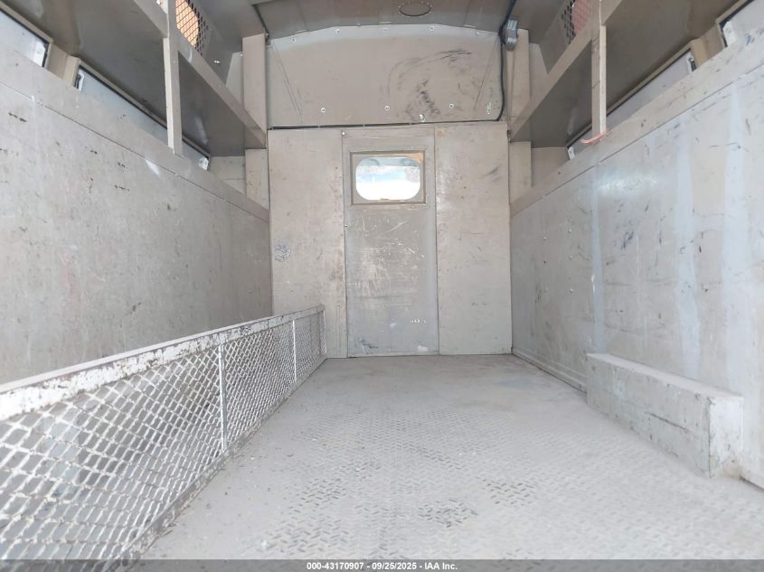 2009 Ford E-350 Cutaway VIN: 1FDWE35L29DA38864 Lot: 43170907