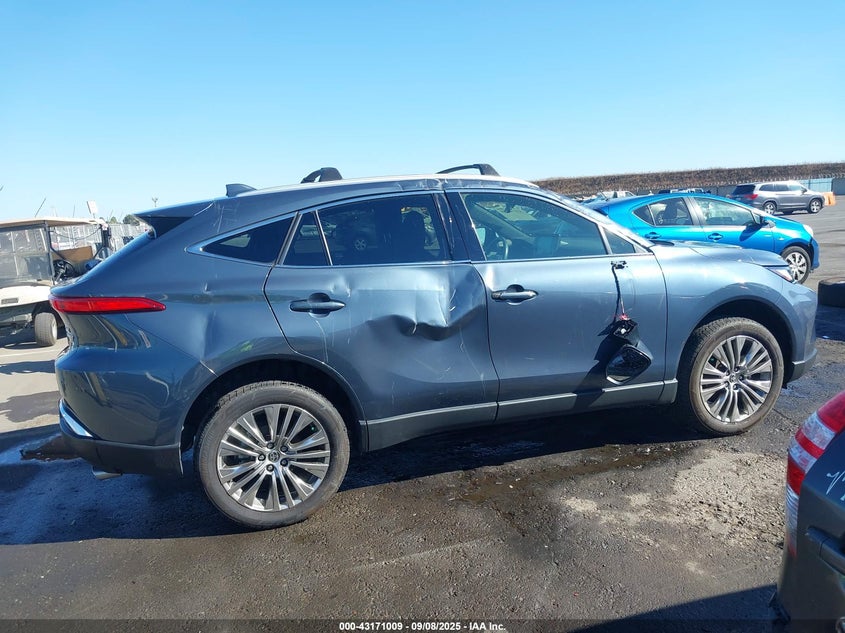2022 TOYOTA VENZA XLE JTEAAAAH7NJ106700