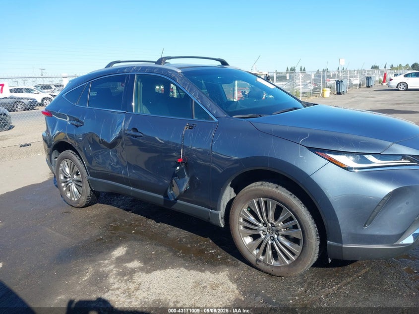 2022 TOYOTA VENZA XLE JTEAAAAH7NJ106700