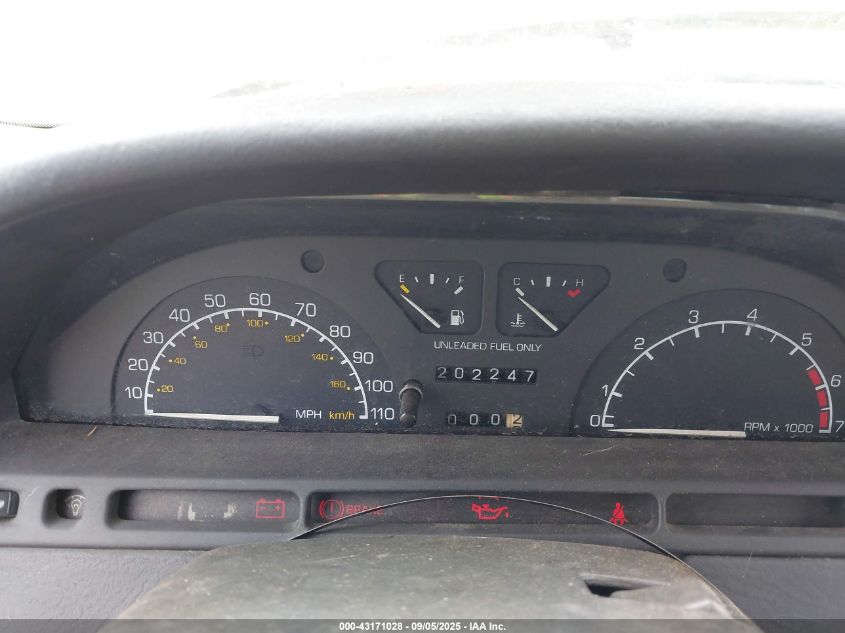 1994 Saturn Sl1 VIN: 1G8ZG5595RZ157761 Lot: 43171028