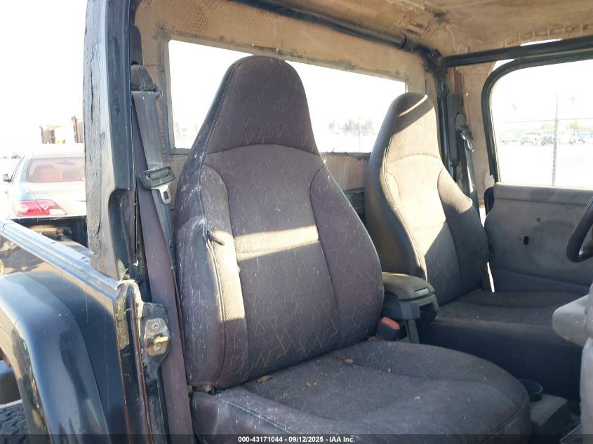 2001 Jeep Wrangler Sport VIN: 1J4FA49S51P352240 Lot: 43171044