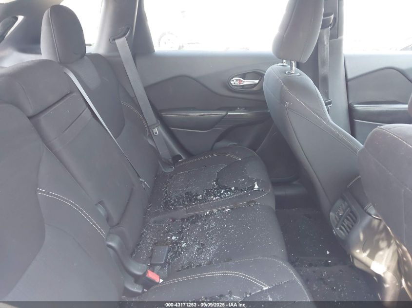 2015 Jeep Cherokee Latitude VIN: 1C4PJLCS8FW643051 Lot: 43171253