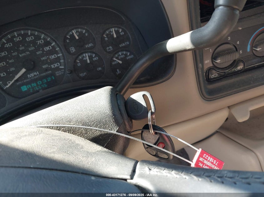 2001 Chevrolet Tahoe Lt VIN: 1GNEC13T91R201876 Lot: 43171276