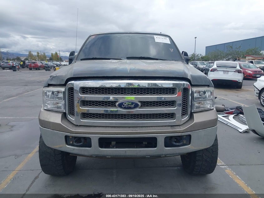 2005 Ford F-350 Lariat/Xl/Xlt VIN: 1FTWW31P65EB82075 Lot: 43171383