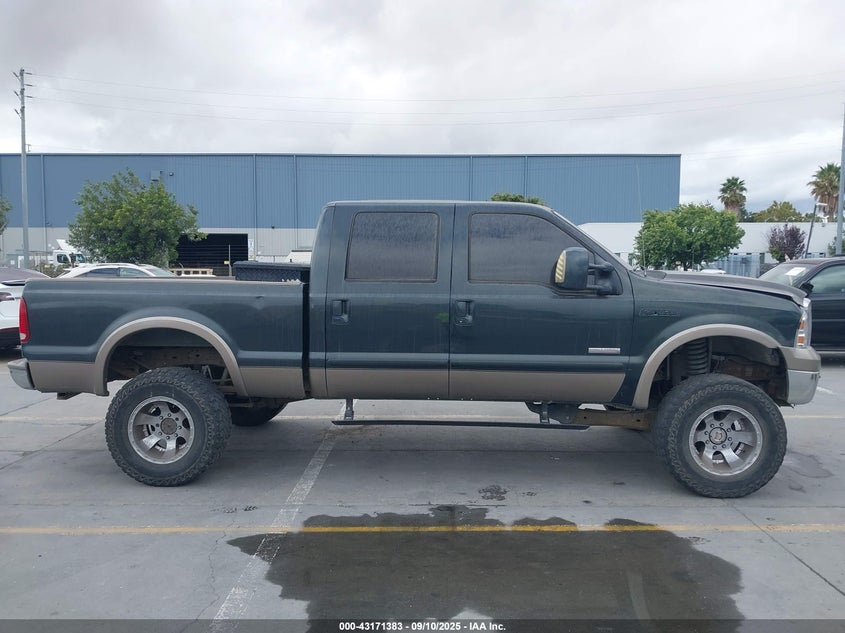 2005 Ford F-350 Lariat/Xl/Xlt VIN: 1FTWW31P65EB82075 Lot: 43171383