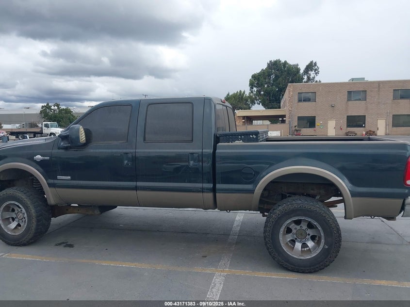 2005 Ford F-350 Lariat/Xl/Xlt VIN: 1FTWW31P65EB82075 Lot: 43171383