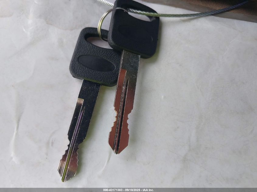 2005 Ford F-350 Lariat/Xl/Xlt VIN: 1FTWW31P65EB82075 Lot: 43171383