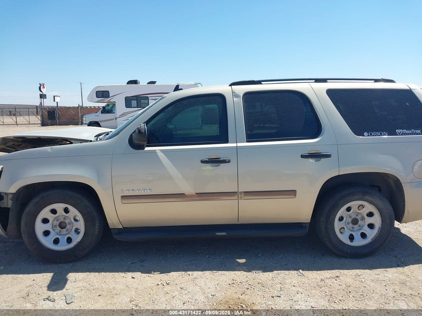 2007 Chevrolet Tahoe Ls VIN: 1GNFC13CX7R263705 Lot: 43171422