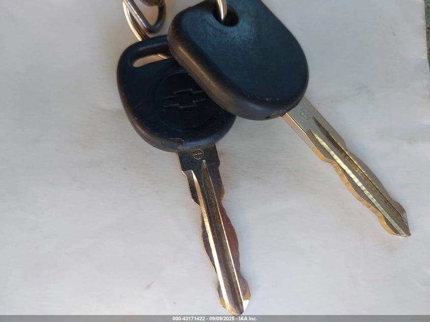 2007 Chevrolet Tahoe Ls VIN: 1GNFC13CX7R263705 Lot: 43171422