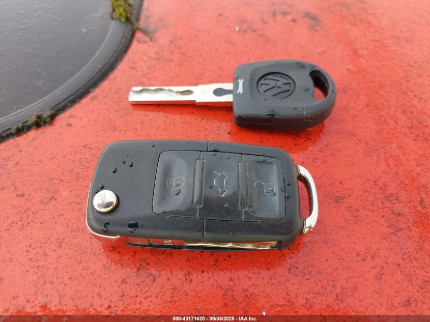 2005 Volkswagen New Beetle Gls VIN: 3VWCK31C15M417873 Lot: 43171620