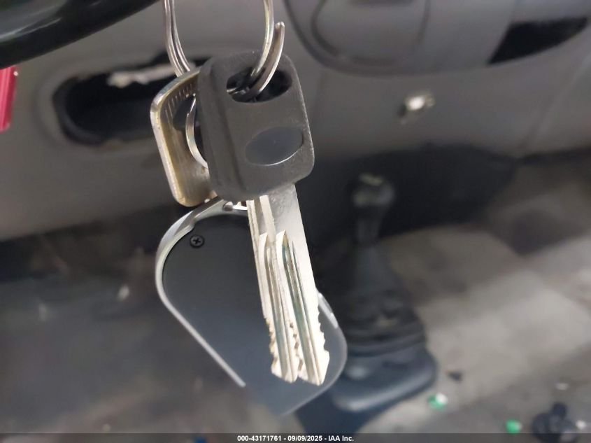 1997 Ford F-250 Lariat/Standard/Xl/Xlt VIN: 2FTFF28W8VCA39044 Lot: 43171761