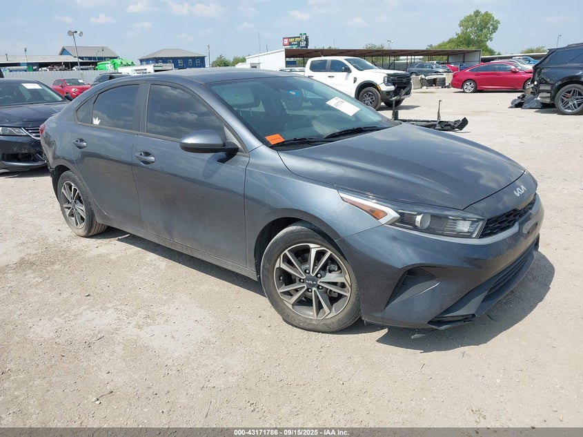 2023 KIA FORTE LXS - 3KPF24AD6PE687399