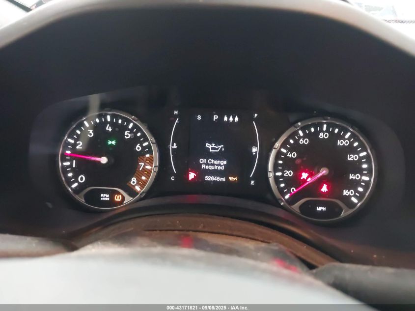 2019 Jeep Renegade Latitude 4X4 VIN: ZACNJBBBXKPJ81650 Lot: 43171821