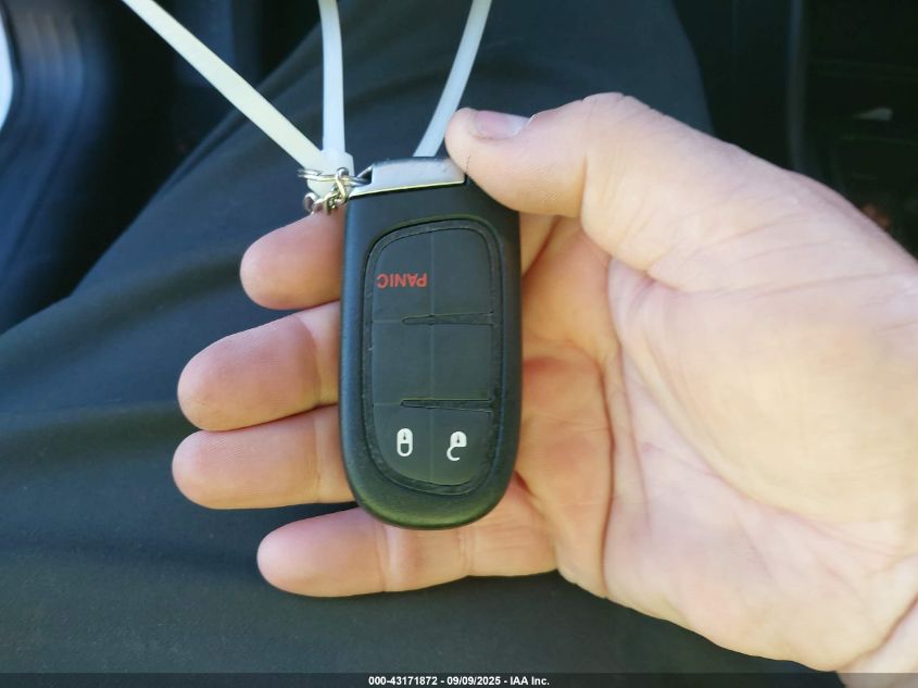 2019 Jeep Cherokee Latitude Plus Fwd VIN: 1C4PJLLB5KD184079 Lot: 43171872