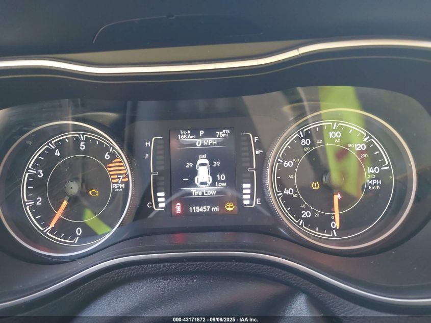 2019 Jeep Cherokee Latitude Plus Fwd VIN: 1C4PJLLB5KD184079 Lot: 43171872