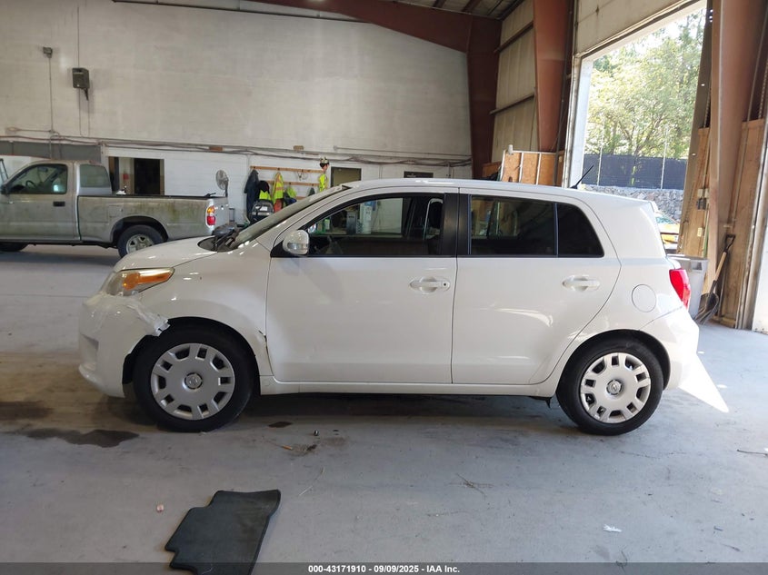 2008 Scion Xd VIN: JTKKU10458J007918 Lot: 43171910